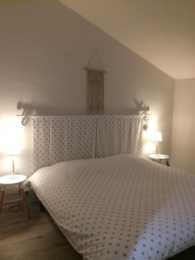 Le Petit Monty Gite Cote Jardin Saint-Malo-du-Bois Zewnętrze zdjęcie